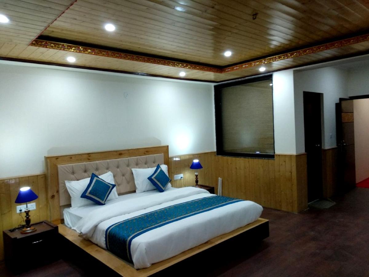 The Grand Yasmin Ladakh Hotel Leh Exterior photo
