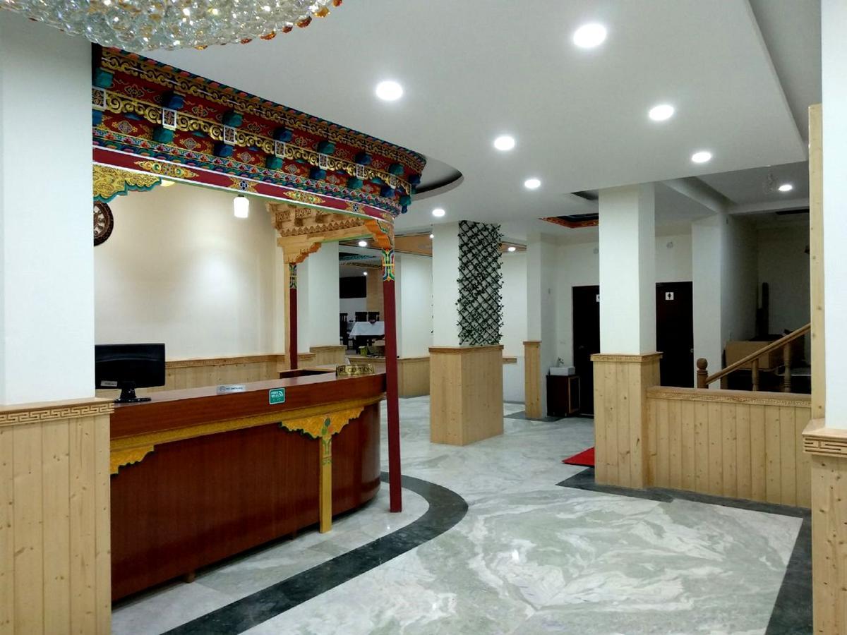 The Grand Yasmin Ladakh Hotel Leh Exterior photo